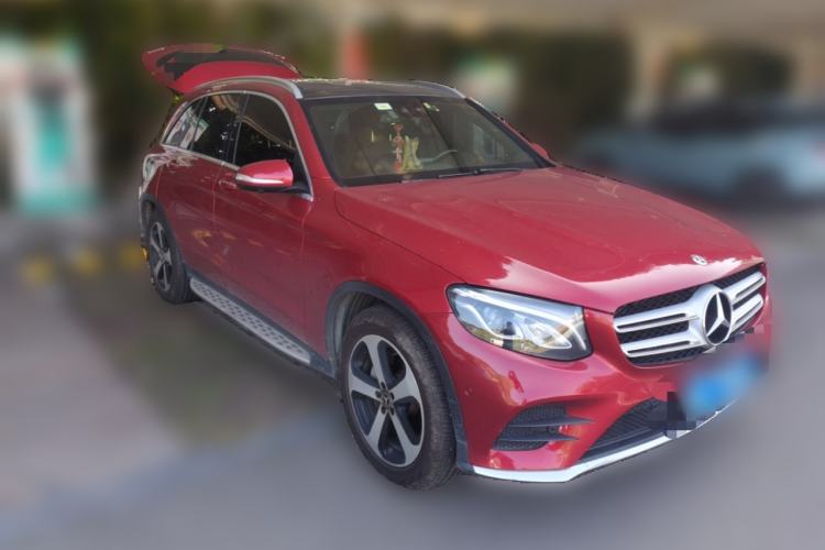 Used Mercedes-Benz GLC 2019 GLC 260 L 4MATIC Dynamic Model Front Right 45 Deg