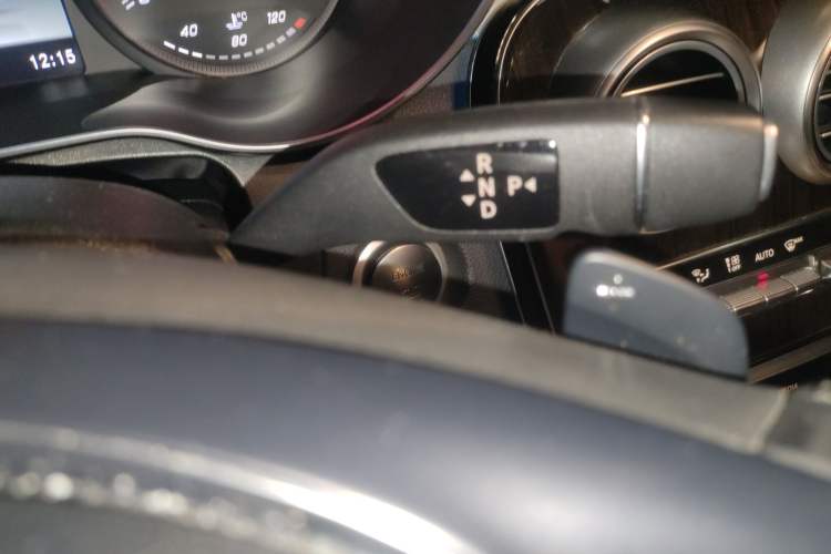 Used Mercedes-Benz GLC 2019 GLC 260 L 4MATIC Luxury Model Gear Lever