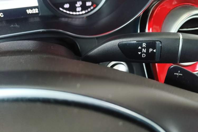 Used Mercedes-Benz GLC 2019 Facelift GLC 260 L 4MATIC Luxury Model Gear Lever