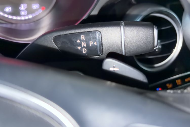 Used Mercedes-Benz GLC 2019 GLC 200 4MATIC Gear Lever