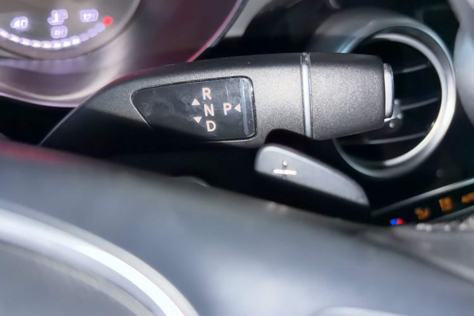 Used Mercedes-Benz GLC 2019 GLC 200 4MATIC Gear Lever