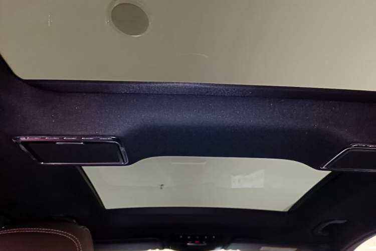 Used Mercedes-Benz GLC 2019 GLC 200 L 4MATIC Headliner