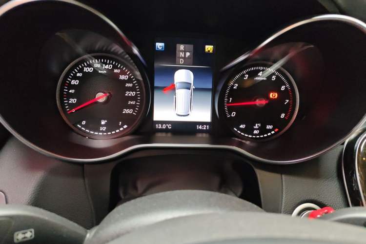 Used Mercedes-Benz GLC 2019 GLC 260 4MATIC Dynamic Edition Instrument Cluster