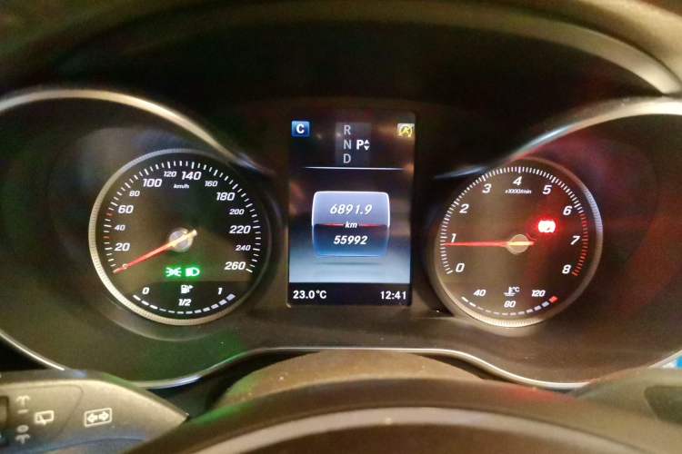 Used Mercedes-Benz GLC 2019 GLC 260 L 4MATIC Dynamic Model Instrument Cluster