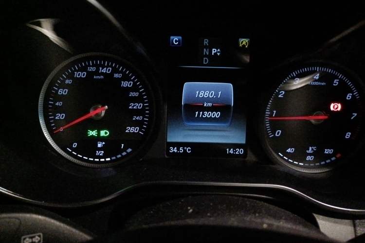 Used Mercedes-Benz GLC 2019 GLC 260 L 4MATIC Dynamic Model Instrument Cluster