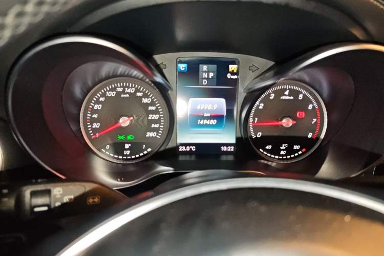 Used Mercedes-Benz GLC 2019 GLC 260 L 4MATIC Luxury Model Instrument Cluster
