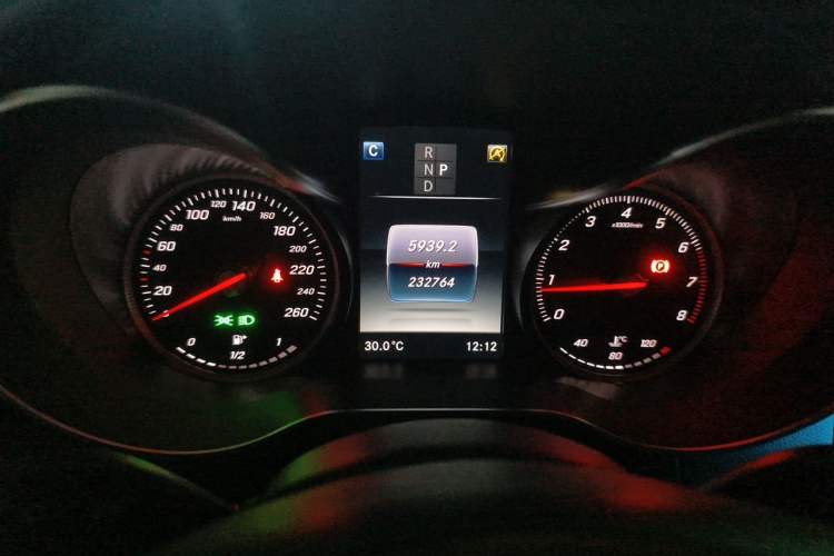 Used Mercedes-Benz GLC 2019 GLC 260 L 4MATIC Dynamic Model Instrument Cluster
