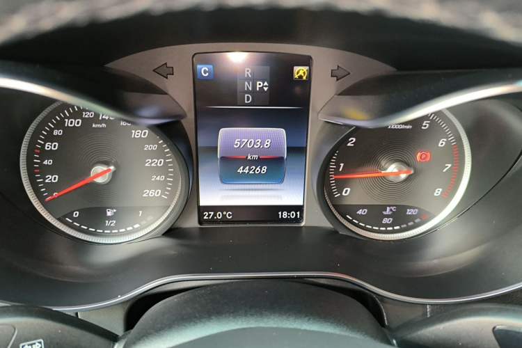 Used Mercedes-Benz GLC 2019 Facelift GLC 260 L 4MATIC Luxury Model Instrument Cluster