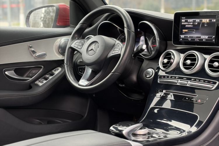 Used Mercedes-Benz GLC 2019 GLC 200 4MATIC Interior 1