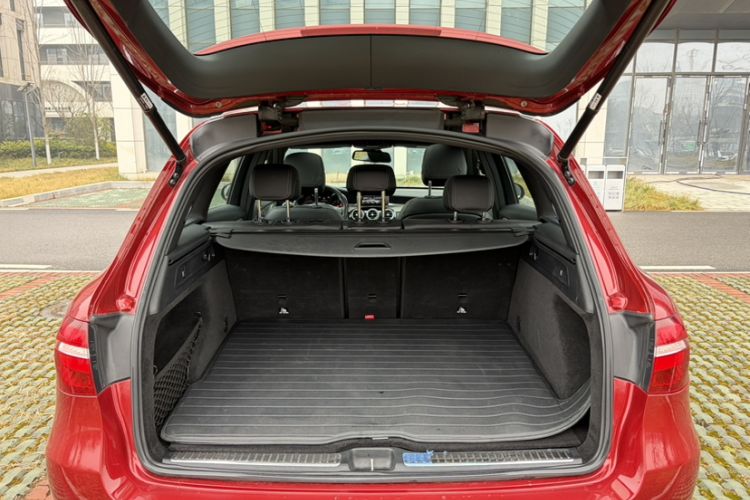 Used Mercedes-Benz GLC 2019 GLC 200 4MATIC Interior 12