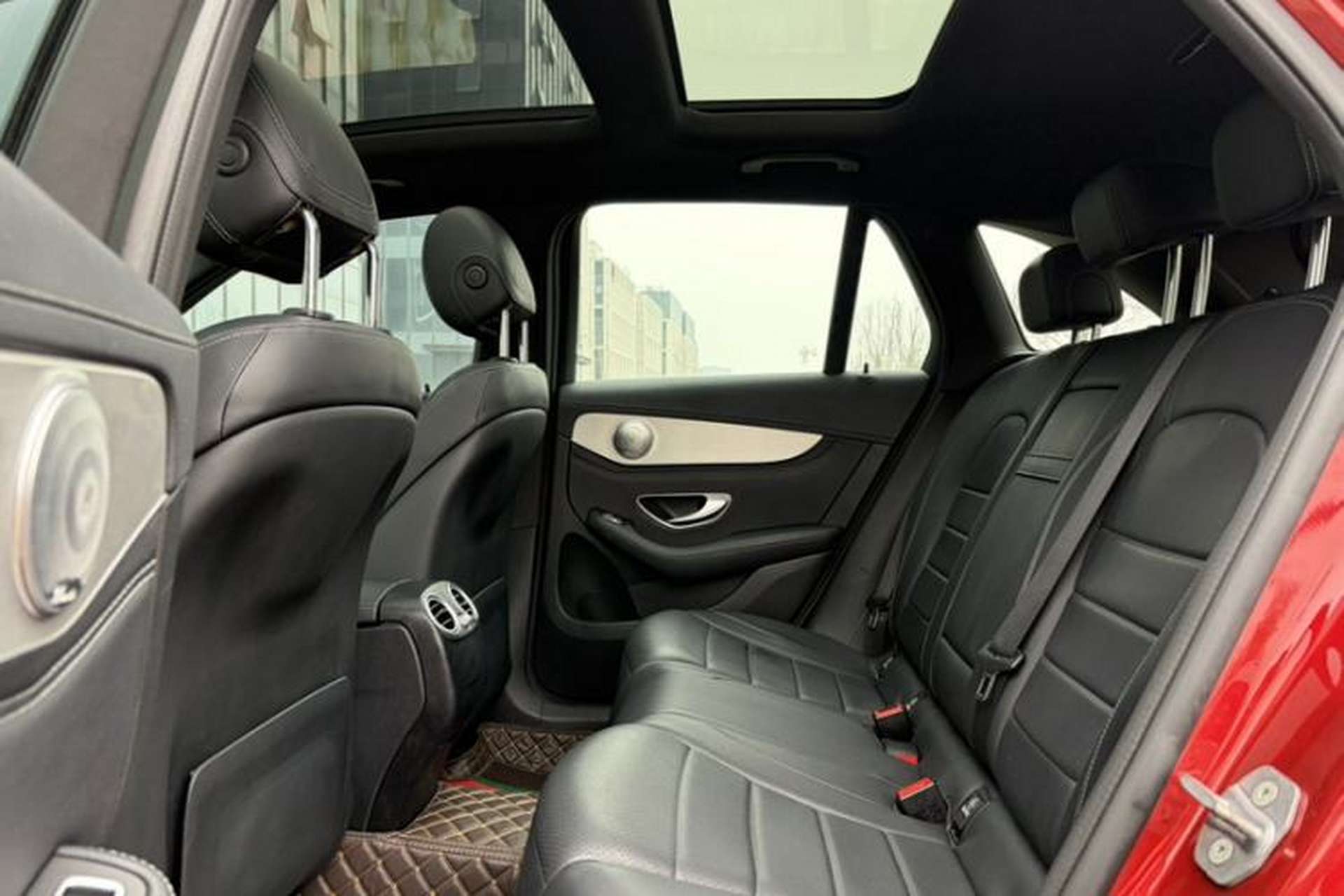 Used Mercedes-Benz GLC 2019 GLC 200 4MATIC Interior 5