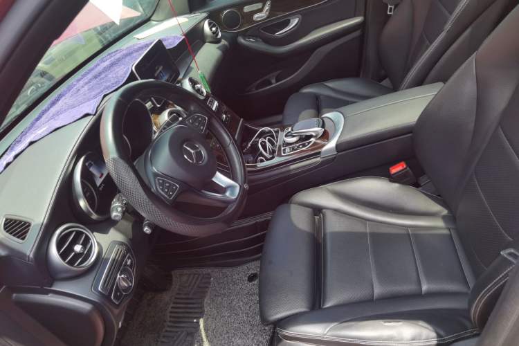 Used Mercedes-Benz GLC 2019 GLC 260 L 4MATIC Dynamic Model Left Front Seat