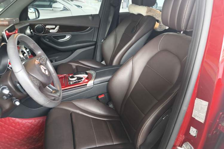 Used Mercedes-Benz GLC 2019 Facelift GLC 260 L 4MATIC Luxury Model Left Front Seat