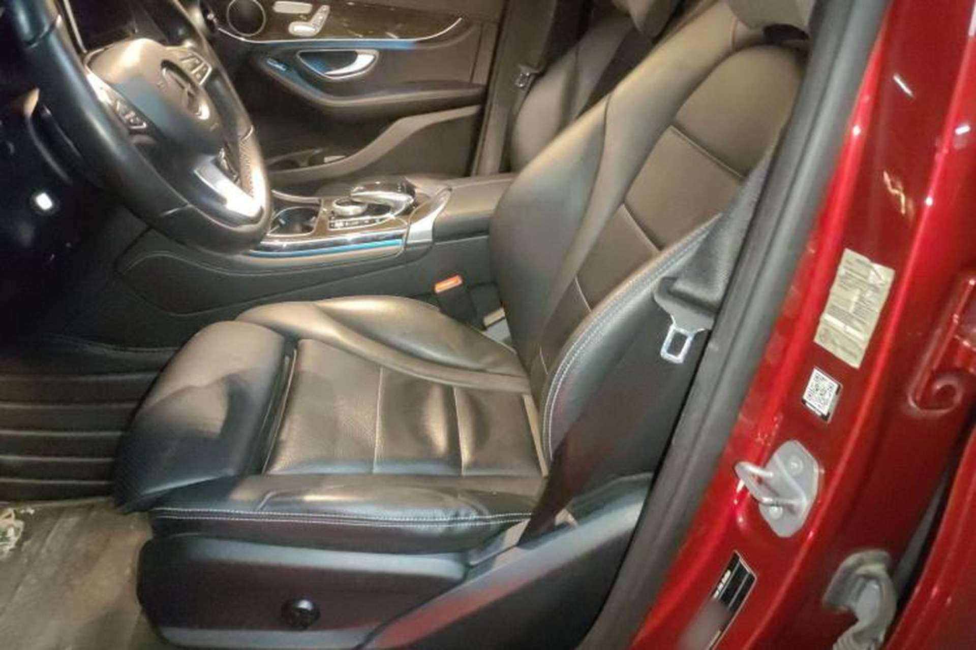 Used Mercedes-Benz GLC 2019 GLC 260 L 4MATIC Dynamic Model Left Front Seat