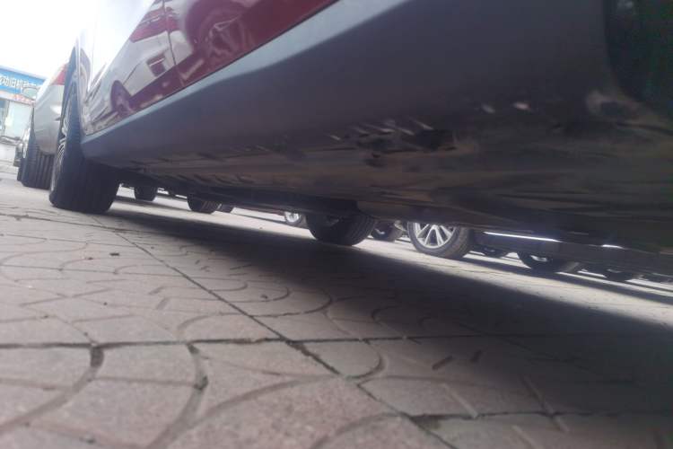Used Mercedes-Benz GLC 2019 GLC 200 L 4MATIC Left Side Sill