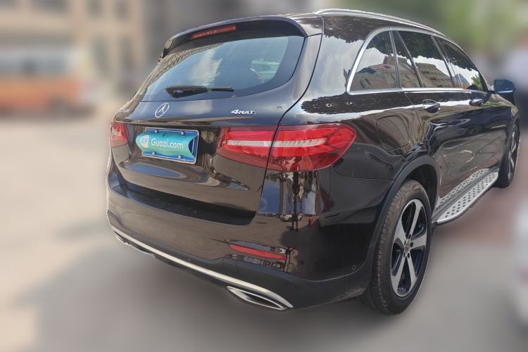Used Mercedes-Benz GLC 2019 GLC 260 L 4MATIC Luxury Model Rear Right 45 Deg