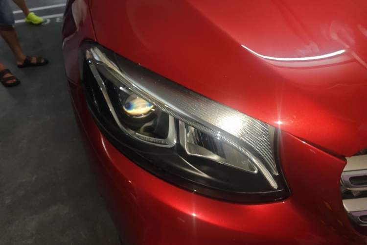 Used Mercedes-Benz GLC 2019 Facelift GLC 260 L 4MATIC Luxury Model Right Front Headlight