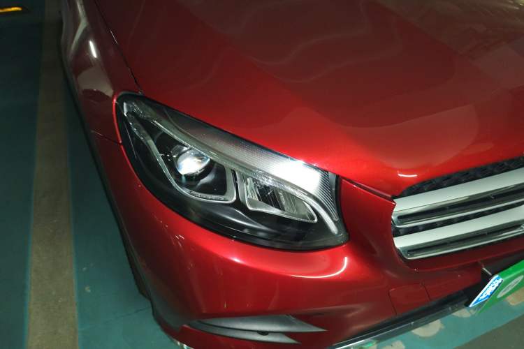 Used Mercedes-Benz GLC 2019 GLC 260 L 4MATIC Luxury Model Right Front Headlight