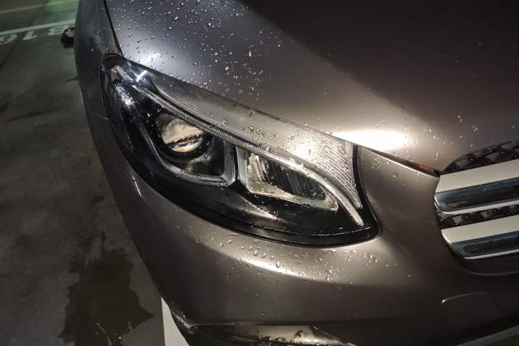 Used Mercedes-Benz GLC 2019 GLC 260 L 4MATIC Luxury Model Right Front Headlight