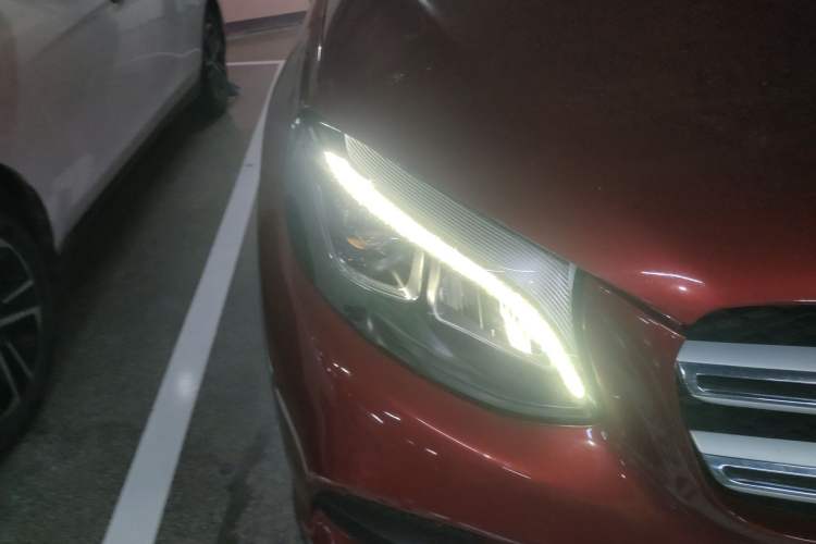 Used Mercedes-Benz GLC 2019 GLC 260 L 4MATIC Luxury Model Right Front Headlight