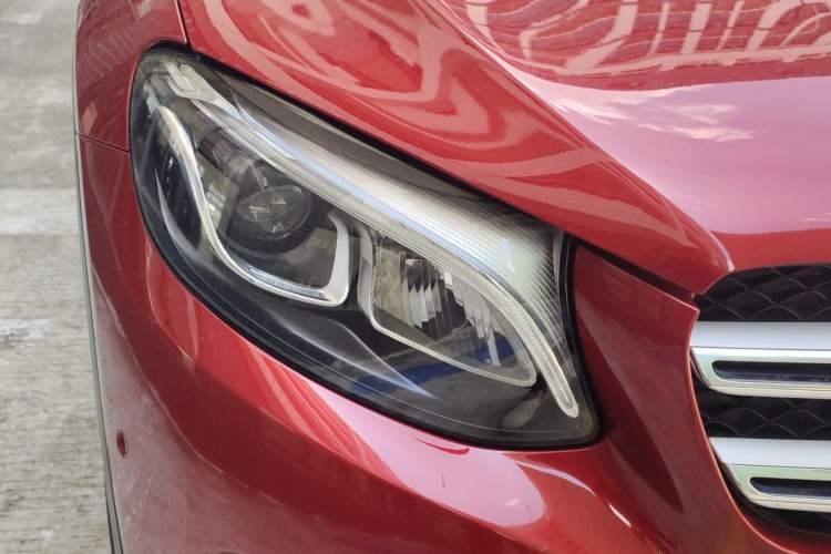 Used Mercedes-Benz GLC 2019 GLC 200 L 4MATIC Right Front Headlight