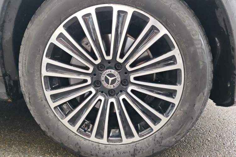 Used Mercedes-Benz GLC 2019 GLC 260 4MATIC Dynamic Edition Right Front Wheel Hub