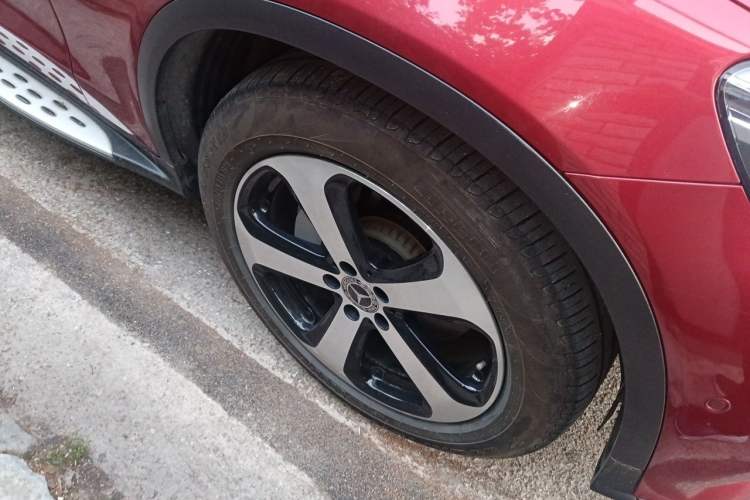 Used Mercedes-Benz GLC 2019 Facelift GLC 260 L 4MATIC Luxury Model Right Front Wheel Hub