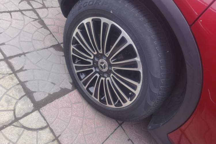 Used Mercedes-Benz GLC 2019 GLC 200 L 4MATIC Right Rear Wheel Hub