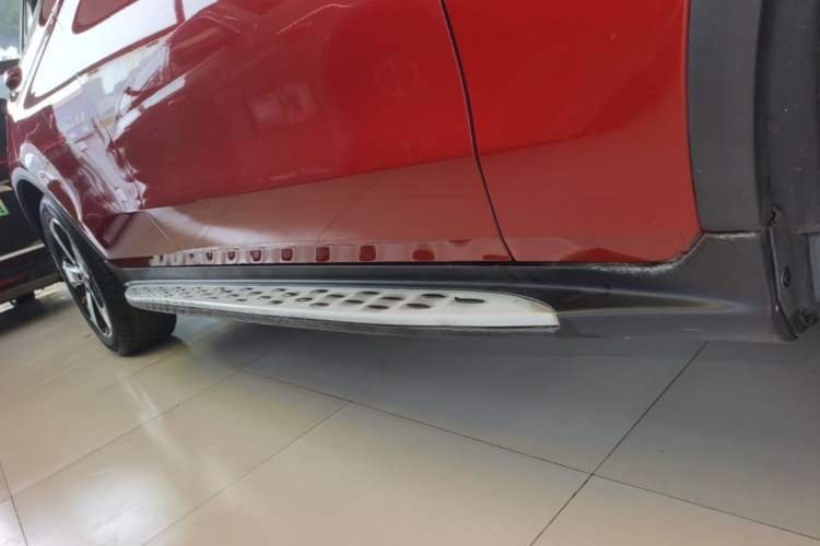 Used Mercedes-Benz GLC 2019 Facelift GLC 260 L 4MATIC Luxury Model Right Side Sill
