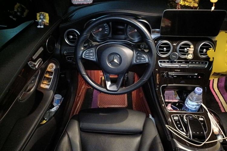 Used Mercedes-Benz GLC 2019 GLC 260 L 4MATIC Dynamic Model Steering Wheel