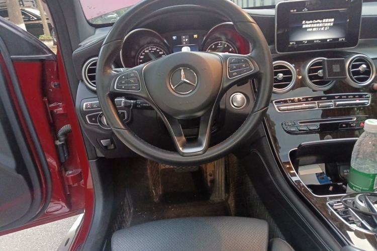 Used Mercedes-Benz GLC 2019 Facelift GLC 260 L 4MATIC Luxury Model Steering Wheel