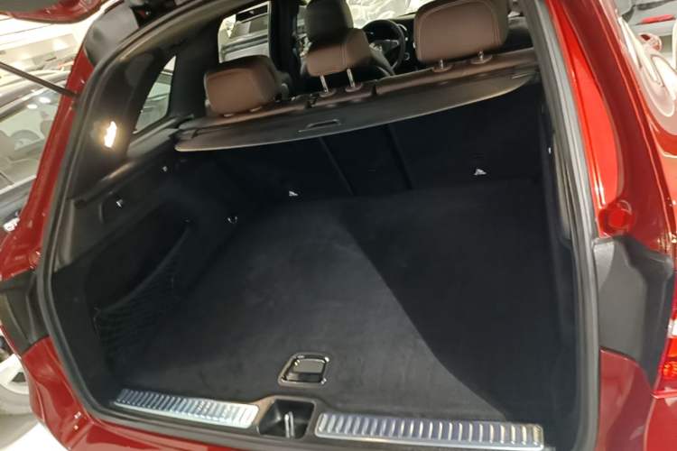 Used Mercedes-Benz GLC 2019 GLC 200 L 4MATIC Trunk