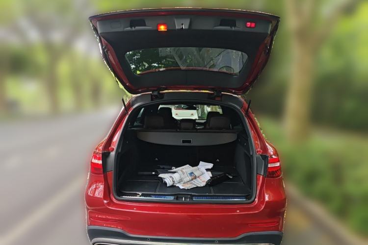 Used Mercedes-Benz GLC 2019 GLC 260 L 4MATIC Dynamic Model Trunk