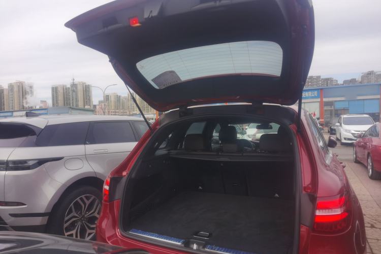 Used Mercedes-Benz GLC 2019 GLC 200 L 4MATIC Trunk