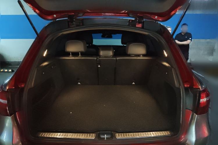 Used Mercedes-Benz GLC 2019 GLC 260 L 4MATIC Luxury Model Trunk