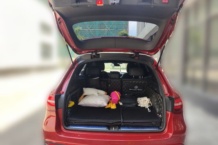 Used Mercedes-Benz GLC 2019 GLC 200 L 4MATIC Trunk