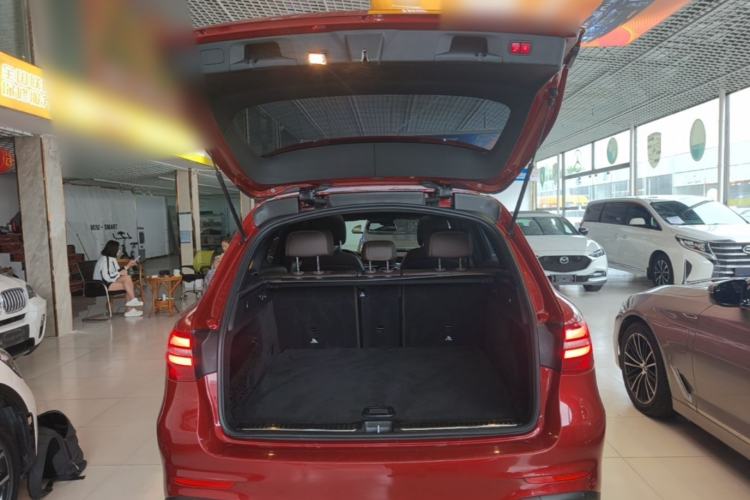 Used Mercedes-Benz GLC 2019 Facelift GLC 260 L 4MATIC Luxury Model Trunk