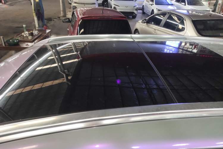 Used Mercedes-Benz GLC 2019 GLC 260 L 4MATIC Luxury Model Roof