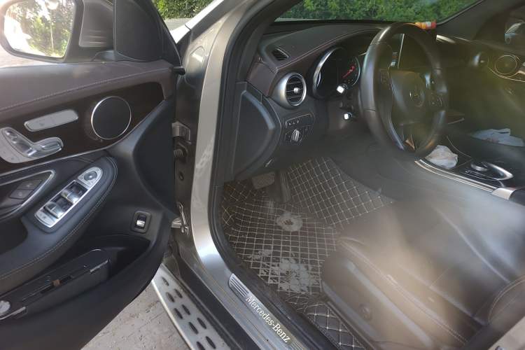 Used Mercedes-Benz GLC 2019 Facelift GLC 260 L 4MATIC Luxury Model Driver Seat