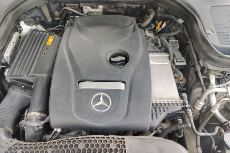 Used Mercedes-Benz GLC 2019 GLC 260 L 4MATIC Dynamic Model Engine Bay