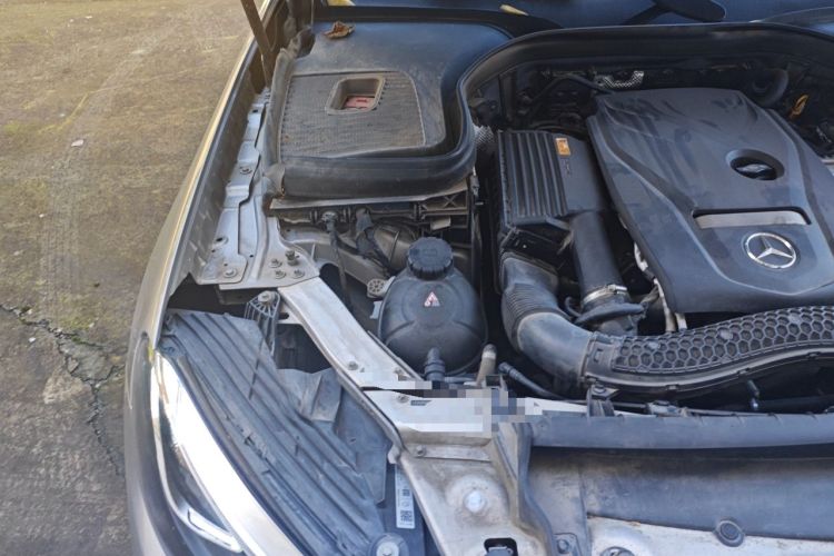 Used Mercedes-Benz GLC 2019 GLC 260 L 4MATIC Luxury Model Engine Bay Right
