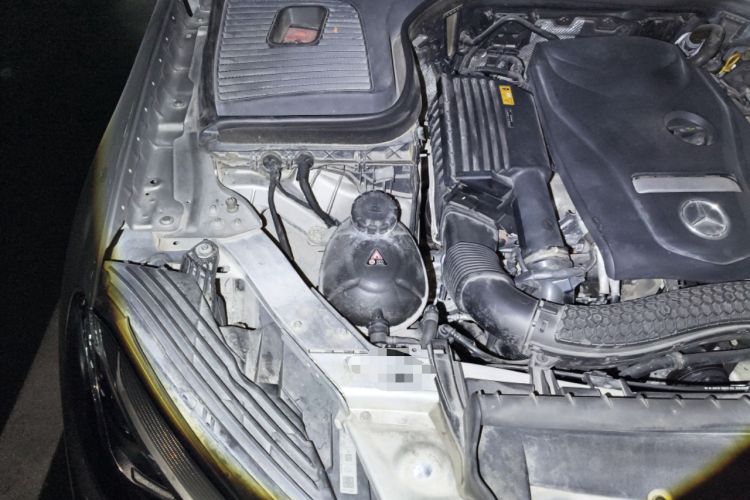 Used Mercedes-Benz GLC 2019 GLC 260 L 4MATIC Dynamic Model Engine Bay Right