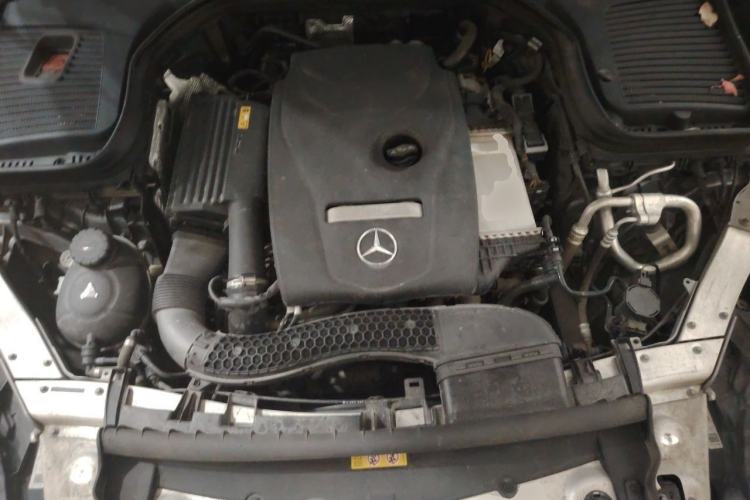 Used Mercedes-Benz GLC 2019 GLC 260 L 4MATIC Dynamic Model Engine Bay