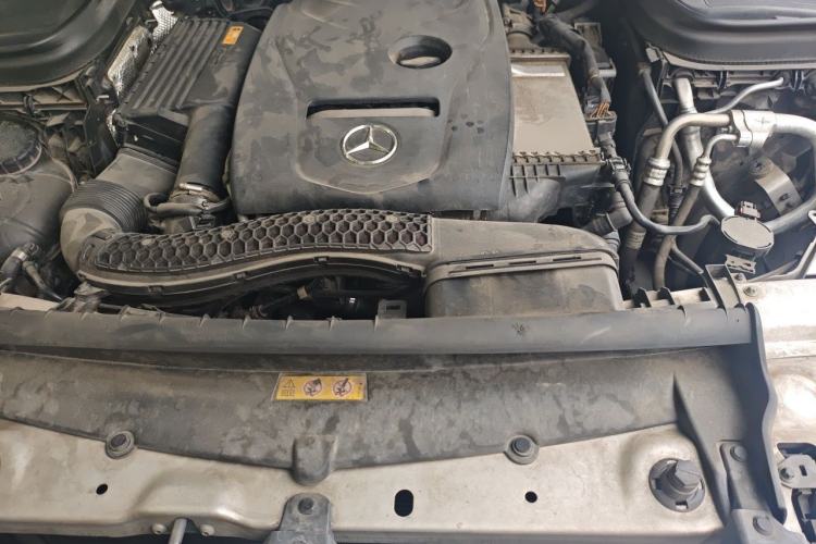 Used Mercedes-Benz GLC 2019 GLC 260 L 4MATIC Dynamic Model Engine Bay