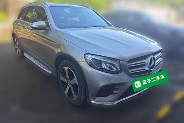 Used Mercedes-Benz GLC 2019 GLC 260 L 4MATIC Luxury Model Front Right 45 Deg