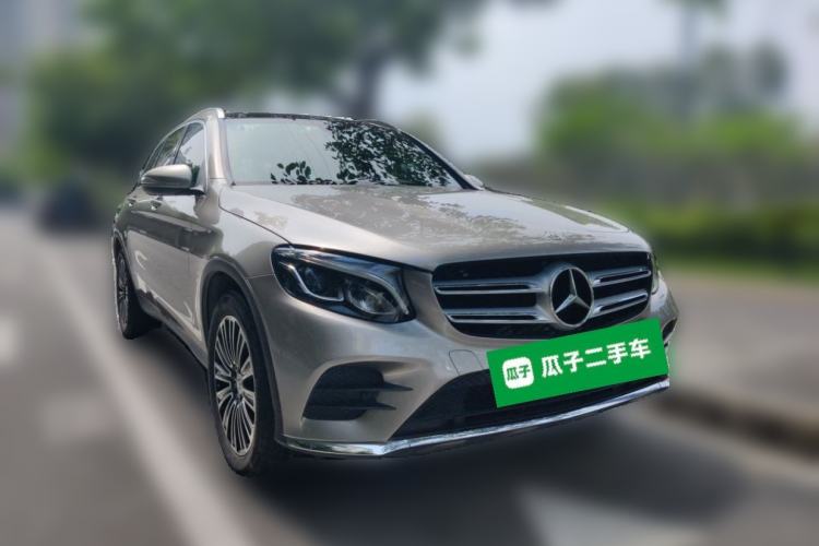 Used Mercedes-Benz GLC 2019 GLC 260 L 4MATIC Dynamic Model Front Right 45 Deg
