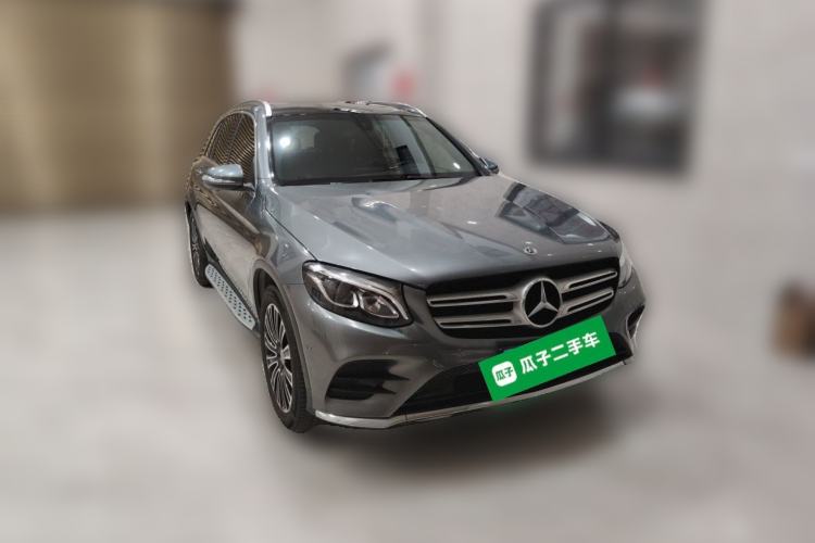 Used Mercedes-Benz GLC 2019 GLC 260 L 4MATIC Dynamic Model Front Right 45 Deg