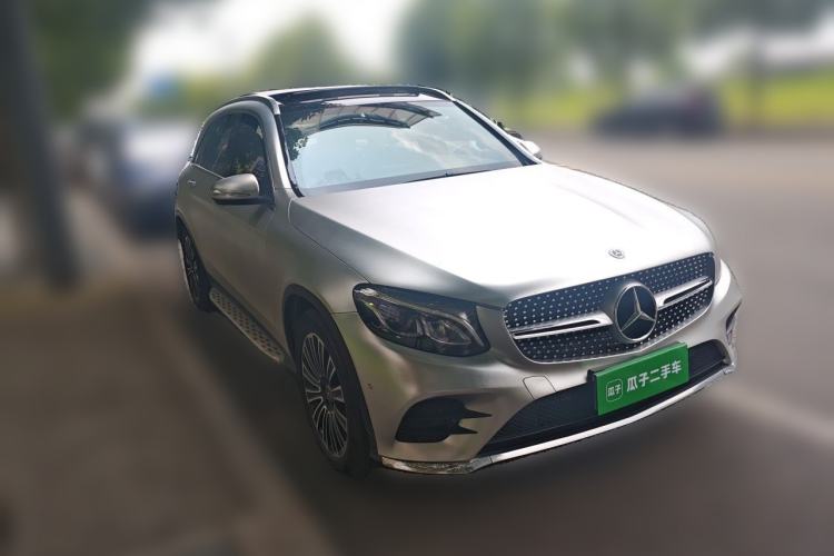 Used Mercedes-Benz GLC 2019 GLC 260 L 4MATIC Dynamic Model Front Right 45 Deg