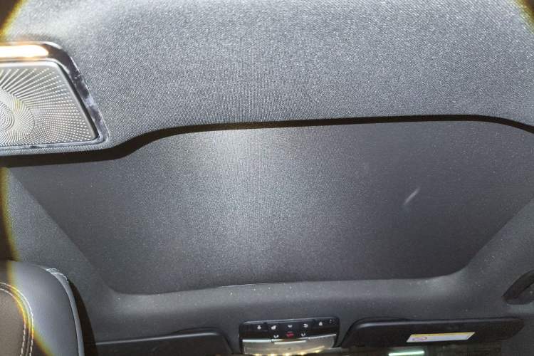 Used Mercedes-Benz GLC 2019 GLC 260 L 4MATIC Dynamic Model Headliner
