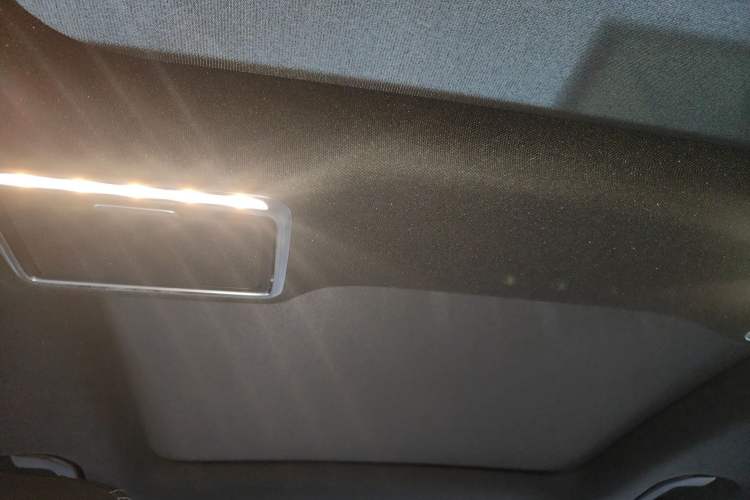 Used Mercedes-Benz GLC 2019 Facelift GLC 260 L 4MATIC Luxury Model Headliner